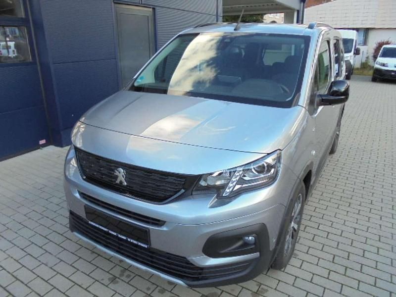 Artensesilber Gebraucht 2024 Peugeot e-Rifter GT Van / Kleinbus | 31.950 € (Teuer) - Bild 1/4