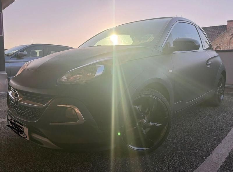 Gebraucht Opel Adam Rocks Rocks 116 PS (85 kW) 2015 Schwarz Kleinwagen