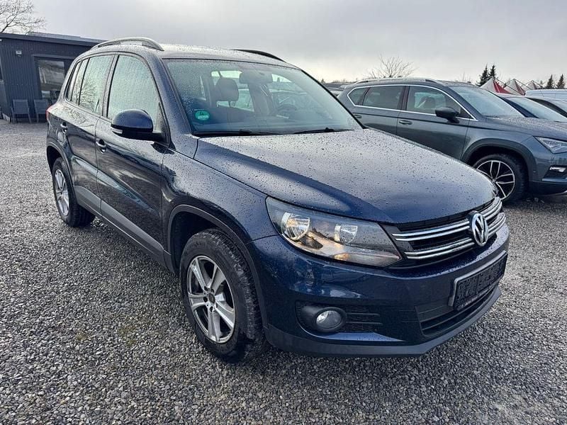Blau Gebraucht 2012 VW Tiguan Trendline SUV | 6.190 € (Superpreis) - Bild 1/4