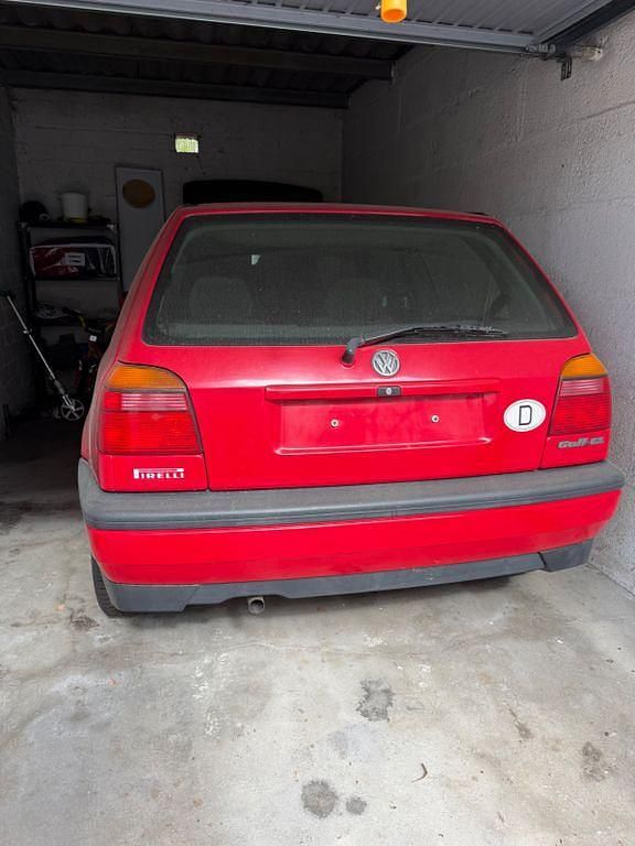 Gebraucht VW Golf III 75 PS (55 kW) 1992 Rot Kleinwagen