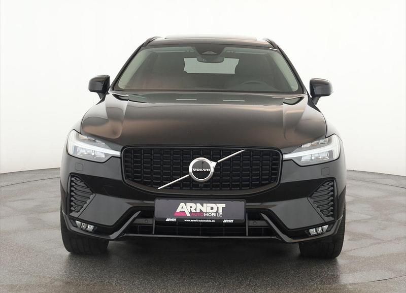 Gebraucht Volvo XC60 Plus 197 PS (144 kW) 2023 Onyx black SUV