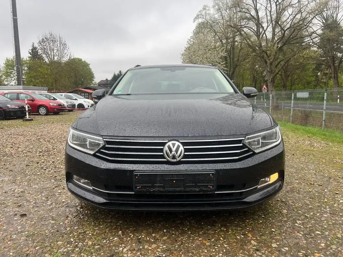 Second-hand VW Passat 150 CP (110 kW) 2017 Negru Break