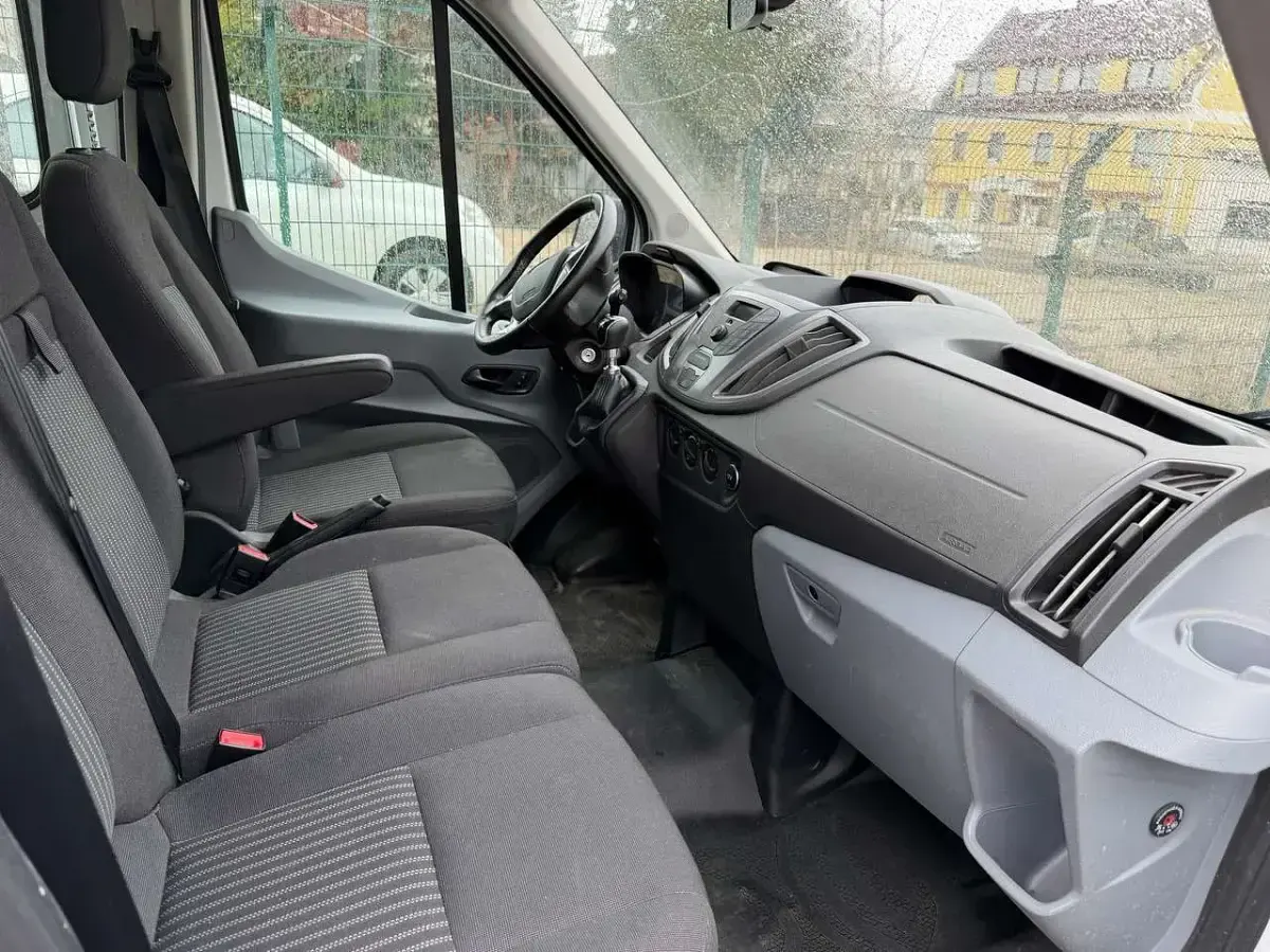 Używany Ford Transit Trend 131 KM (96 kW) 2019 Biały Minivan