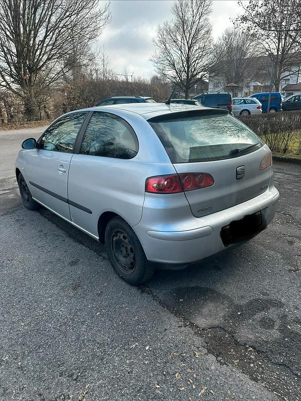 Gebraucht Seat Ibiza 75 PS (55 kW) 2006 Silber Kleinwagen