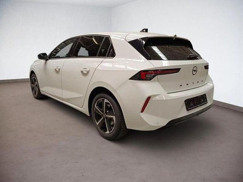 Gebraucht Opel Astra GS Line 131 PS (96 kW) 2024 Weiß Limousine