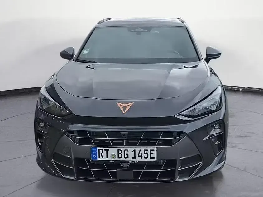 Neu Cupra Terramar 150 PS (110 kW) 2025 Grau SUV