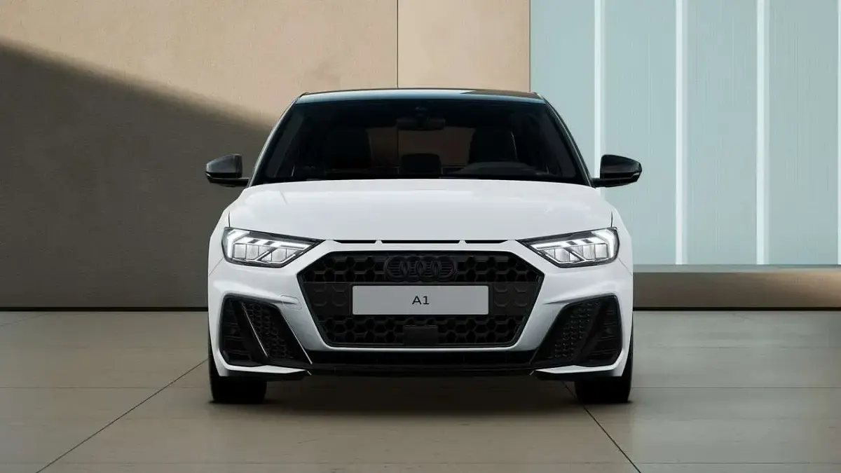 Gebraucht Audi A1 Sportback S-Line 116 PS (85 kW) 2026 Gletscherweiß metallic Kleinwagen