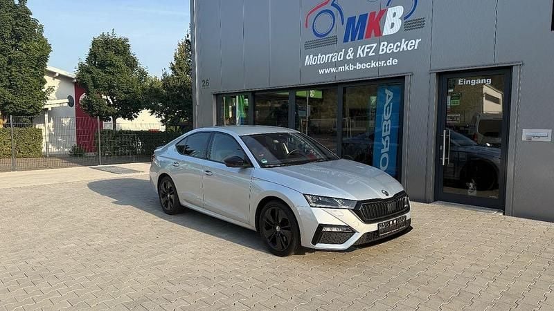 Silber Gebraucht 2021 Skoda Octavia RS Limousine | 28.899 € (Fairer Preis) - Bild 1/4