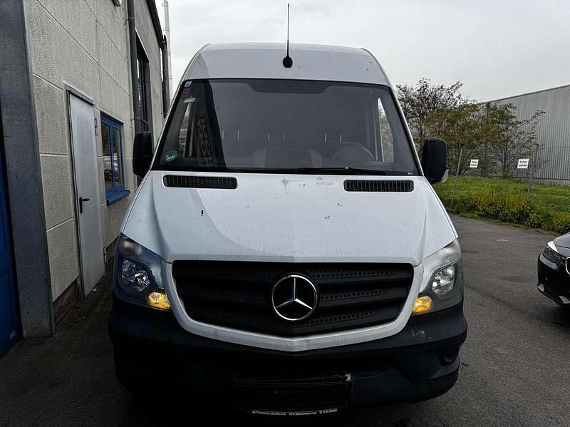 Gebraucht Mercedes Sprinter 163 PS (119 kW) 2018 Arktikweiss Van