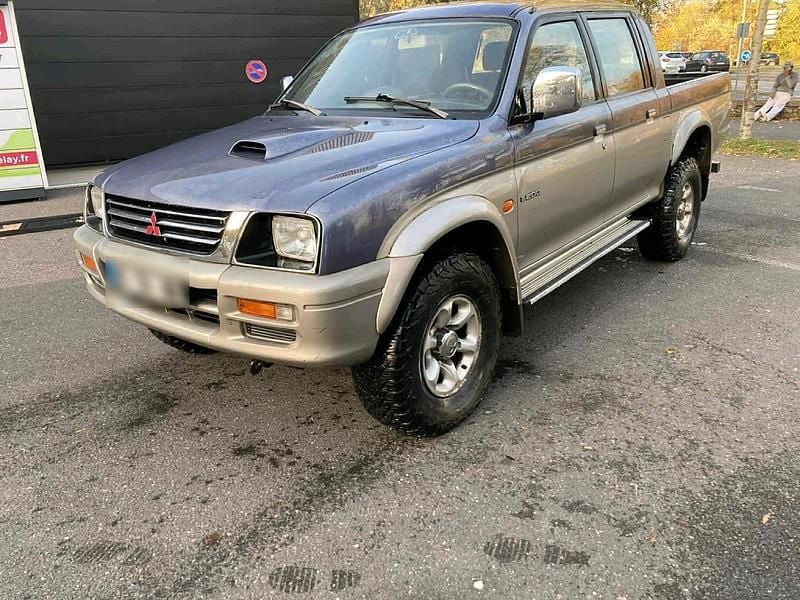 Silber Gebraucht 1998 Mitsubishi L200 Abholung | 3.900 € - Bild 1/4