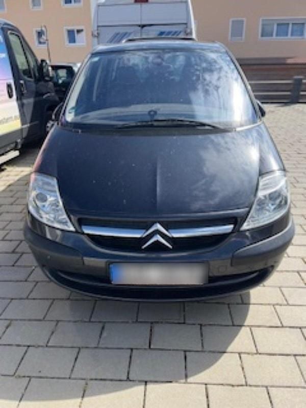 Grau Gebraucht 2005 Citroën C8 Tendance Van / Kleinbus | 400 € (Guter Preis) - Bild 1/4