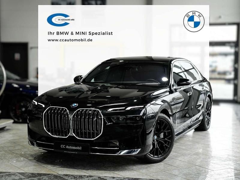 Saphirschwarz Gebraucht 2024 BMW i7 Executive Limousine | 82.777 € (Guter Preis) - Bild 1/3