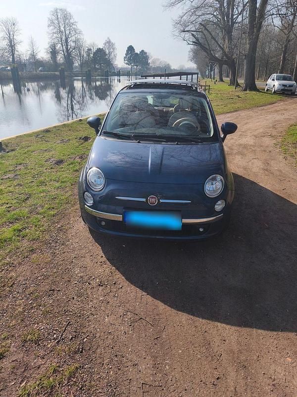 Gebraucht Fiat 500 Lounge 101 PS (74 kW) 2013 Blau Kleinwagen
