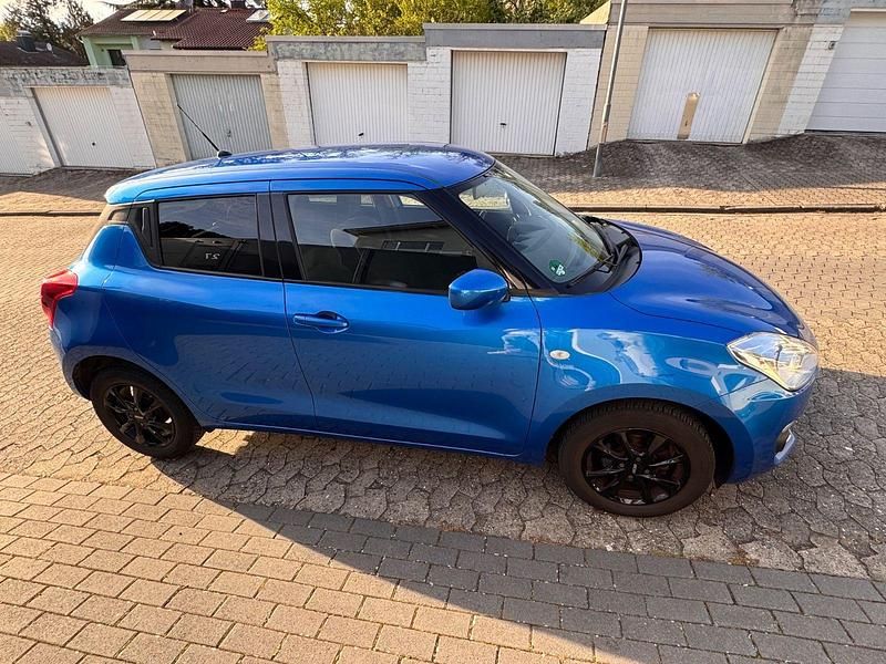 Gebraucht Suzuki Swift Comfort 111 PS (81 kW) 2017 Blau Kleinwagen