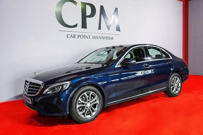 Gebraucht Mercedes C220 Avantgarde 170 PS (125 kW) 2016 Blau Limousine