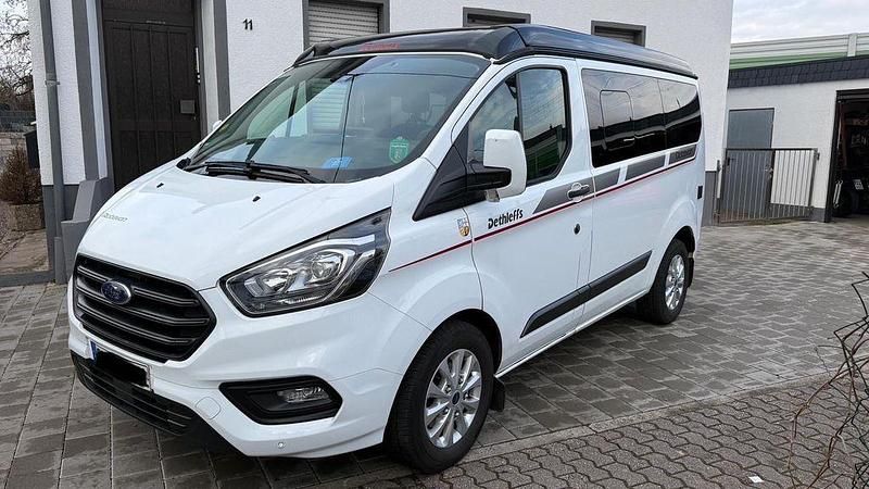 Weiß Gebraucht 2023 Ford Transit Van / Kleinbus | 39.900 € - Bild 1/4