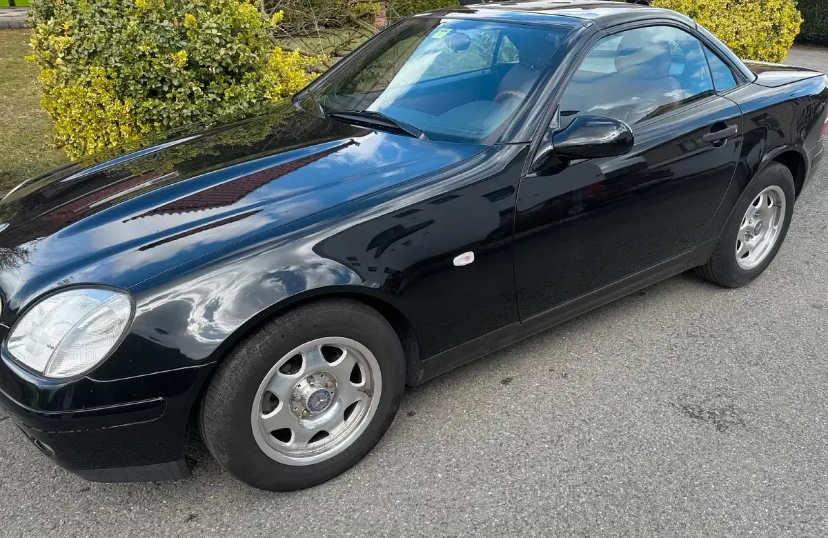 Gebraucht Mercedes SLK200 136 PS (100 kW) 2000 Schwarz Cabrio