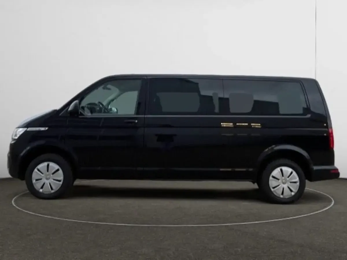 Gebraucht VW Caravelle Trendline 150 PS (110 kW) 2020 Van