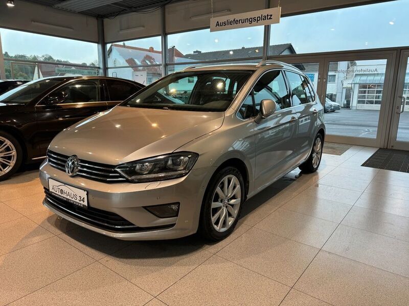 Silber Gebraucht 2014 VW Golf VII Highline Kombi | 12.850 € (Teuer) - Bild 1/4