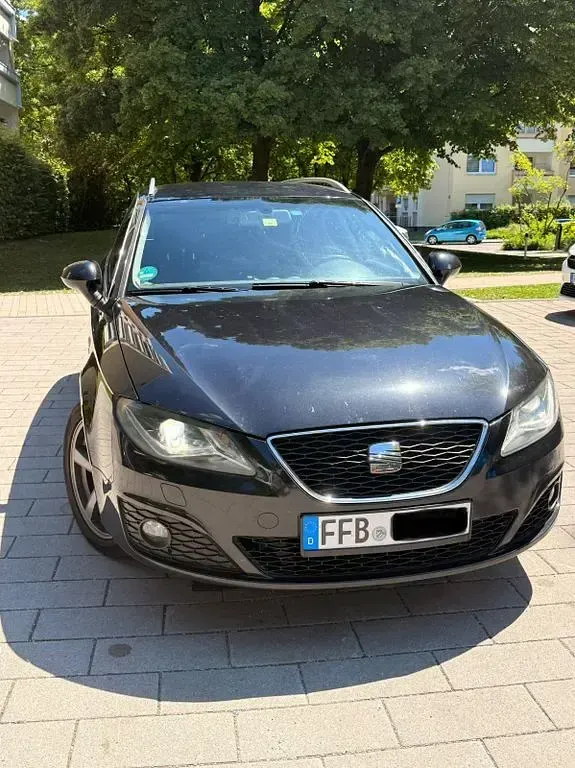 Gebraucht Seat Exeo Style 143 PS (105 kW) 2012 Schwarz Limousine