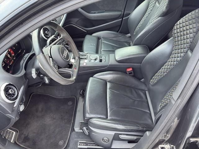 Gebraucht Audi RS3 Sportback Comfort 400 PS (294 kW) 2020 Daytonagrau perleffekt Kleinwagen