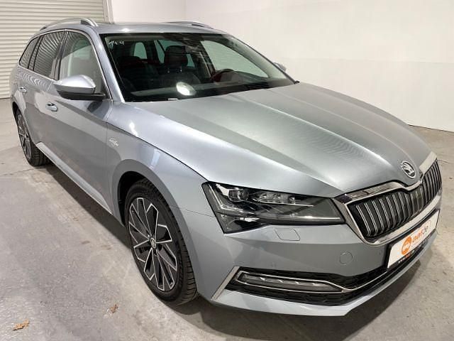 Gebraucht Skoda Superb LAURIN & KLEMENT 218 PS (160 kW) 2020 Grau Kombi