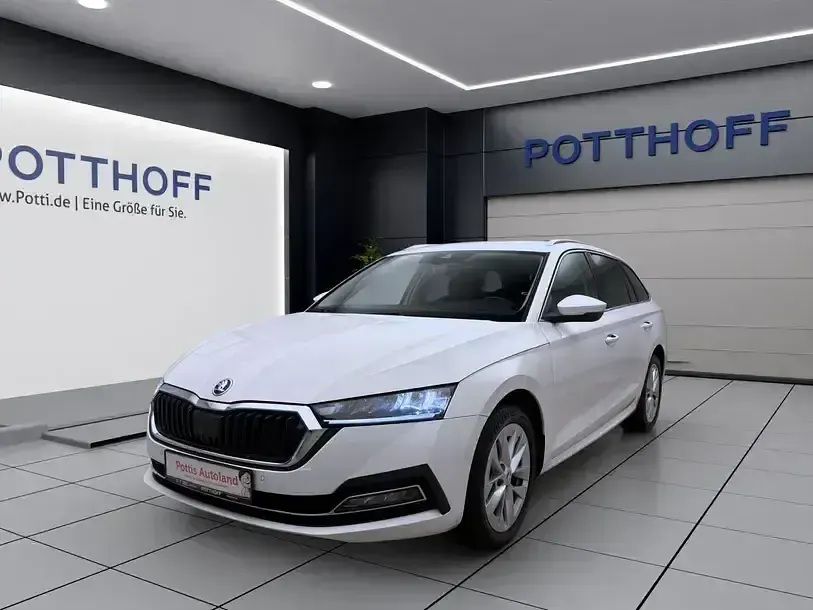 Gebraucht Skoda Octavia Style 116 PS (85 kW) 2023 Candyweiss Kombi