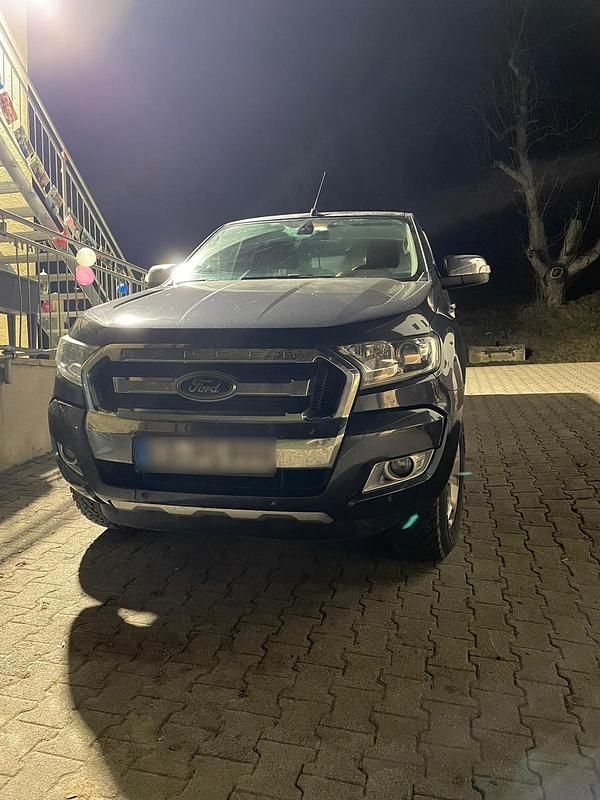 Gebraucht Ford Ranger Limited 150 PS (110 kW) 2018 Grau Pickup