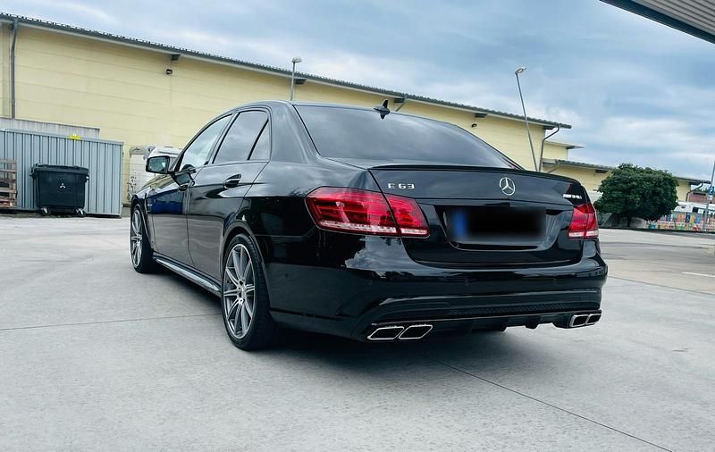Gebraucht Mercedes E63 AMG AMG 557 PS (409 kW) 2014 Schwarz Limousine