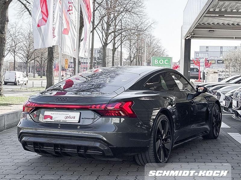 Gebraucht Audi e-tron Sport 439 kW (598 PS) 2023 Grün SUV