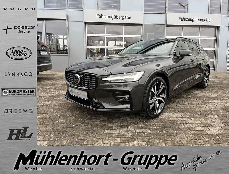 Gebraucht Volvo V60 Plus 197 PS (144 kW) 2025 Grau Kombi