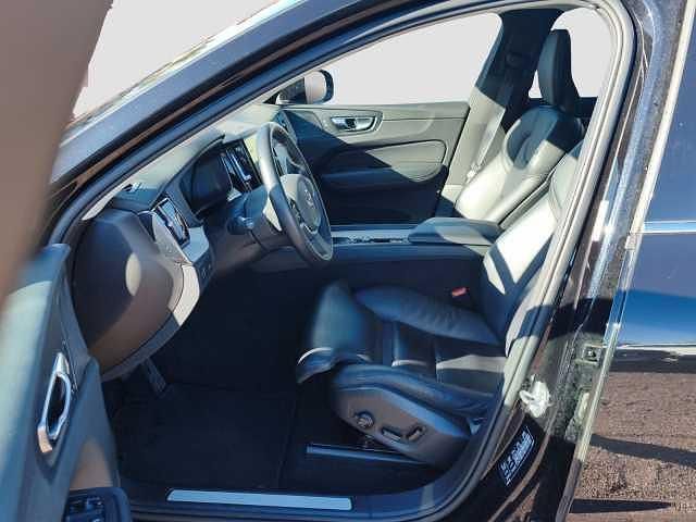 Gebraucht Volvo XC60 Inscription 190 PS (139 kW) 2019 Schwarz SUV