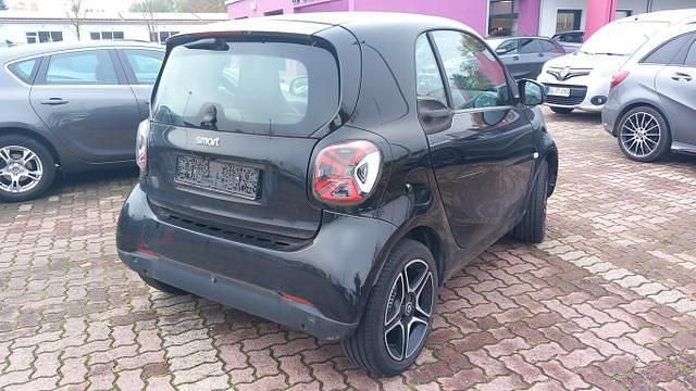 Nachtschwarz metallic nachtschwarz metallic Gebraucht 2022 Smart ForTwo Coupé Prime Coupé | 14.441 € (Etwas zu teuer) - Bild 1/4