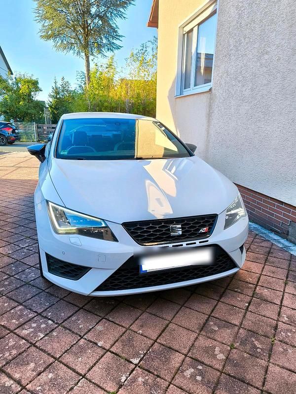 Grau Gebraucht 2014 Cupra Leon Coupé | 14.500 € - Bild 1/4