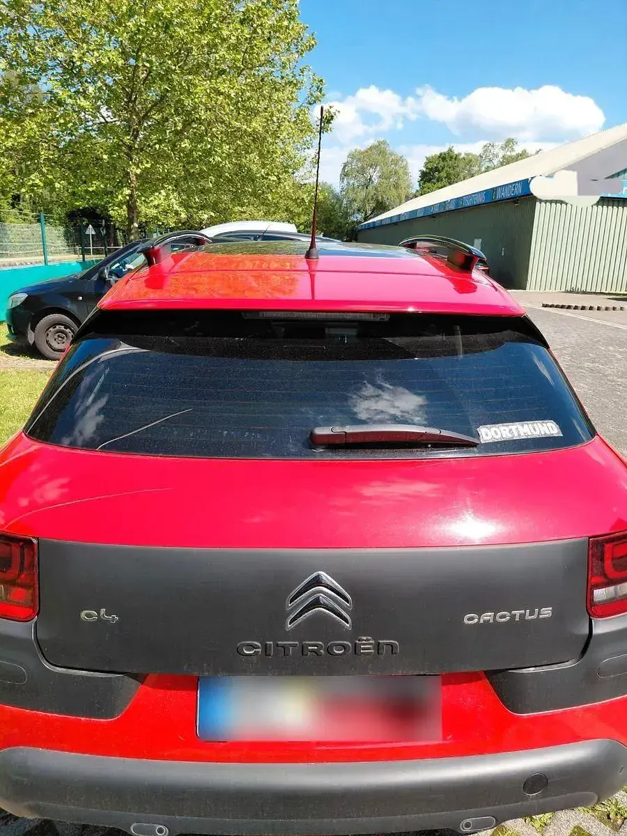 Gebraucht Citroën C4 Shine Edition 82 PS (60 kW) 2015 Rot Limousine