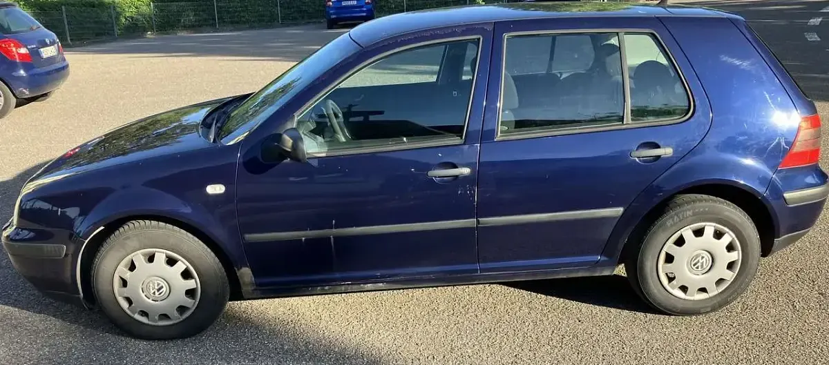 Gebraucht VW Golf IV 75 PS (55 kW) 1999 Blau Kleinwagen