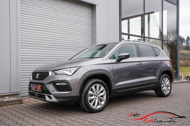 Grau Gebraucht 2023 Seat Ateca Style SUV | 26.490 € (Fairer Preis) - Bild 1/4