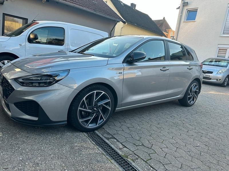 Gebraucht 2023 Hyundai i30 N Line Limousine | 19.500 € (Fairer Preis) - Bild 1/4