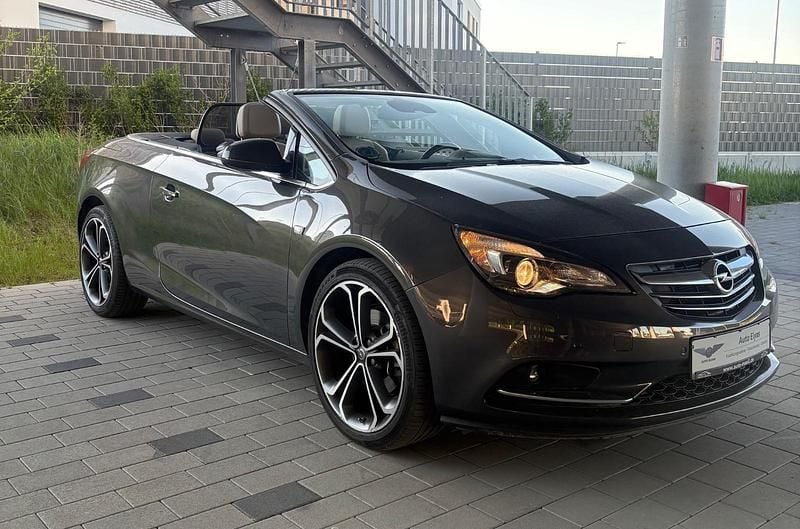 Gebraucht Opel Cascada Cosmo 170 PS (125 kW) 2016 Andere farben Cabrio