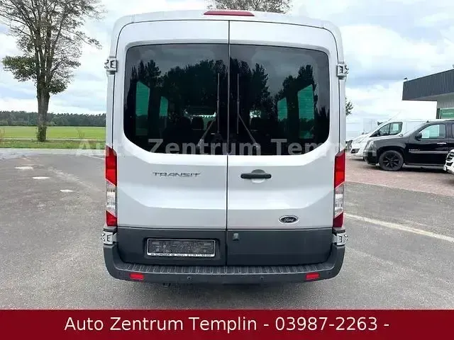 Używany Ford Transit 131 KM (96 kW) 2016 Srebrny Kombi
