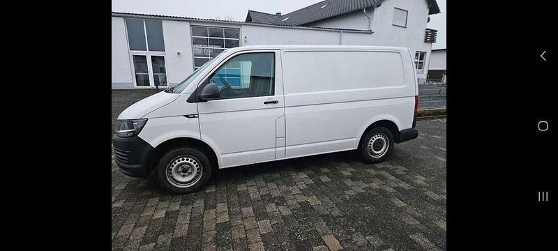Gebraucht VW Transporter 102 PS (75 kW) 2019 Weiß Van