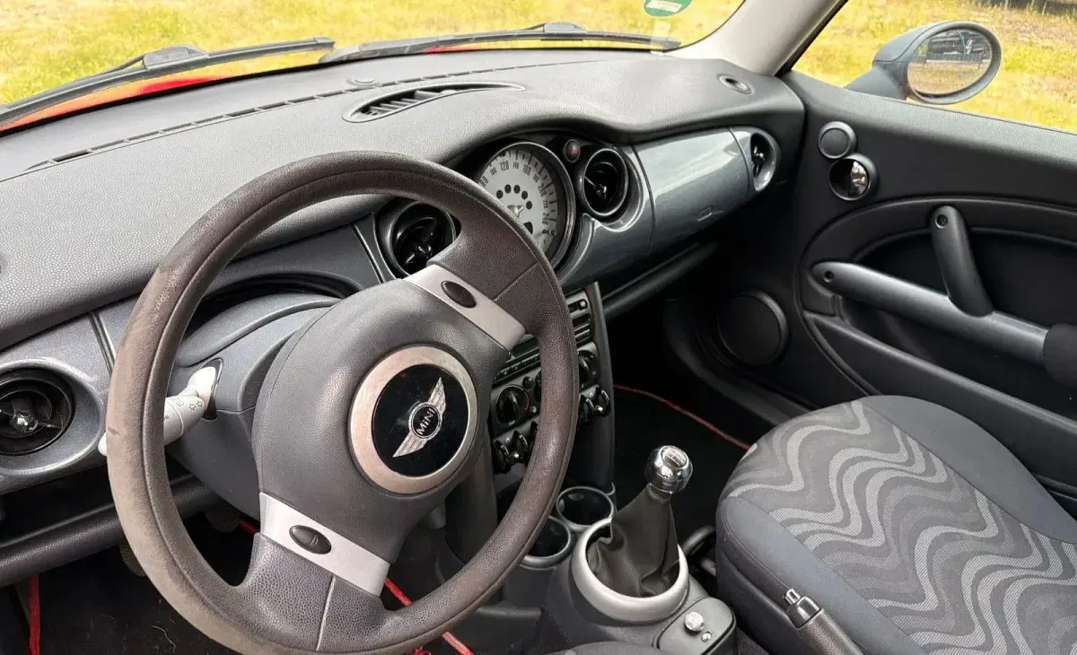 Gebraucht Mini Cooper 90 PS (66 kW) 2003 Rot Kleinwagen