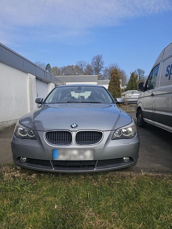 Gebraucht BMW 520 170 PS (125 kW) 2004 Grau Limousine