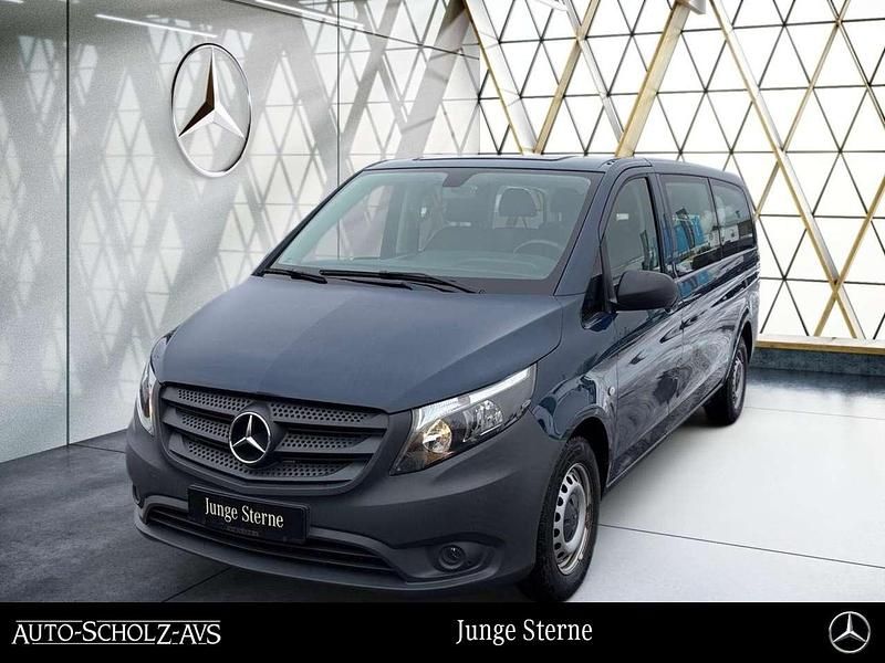 Stahlblau Gebraucht 2020 Mercedes Vito Van | 25.390 € (Guter Preis) - Bild 1/3