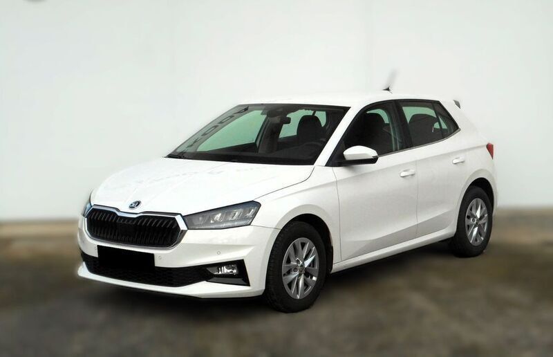 Candyweiss Gebraucht 2023 Skoda Fabia Style Kleinwagen | 16.440 € (Guter Preis) - Bild 1/4