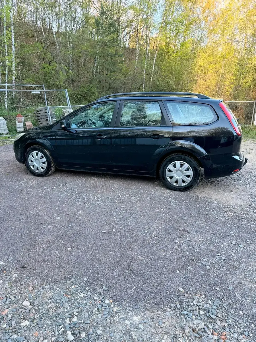 Usata Ford Focus 100 CV (73 kW) 2008 Nero Station wagon
