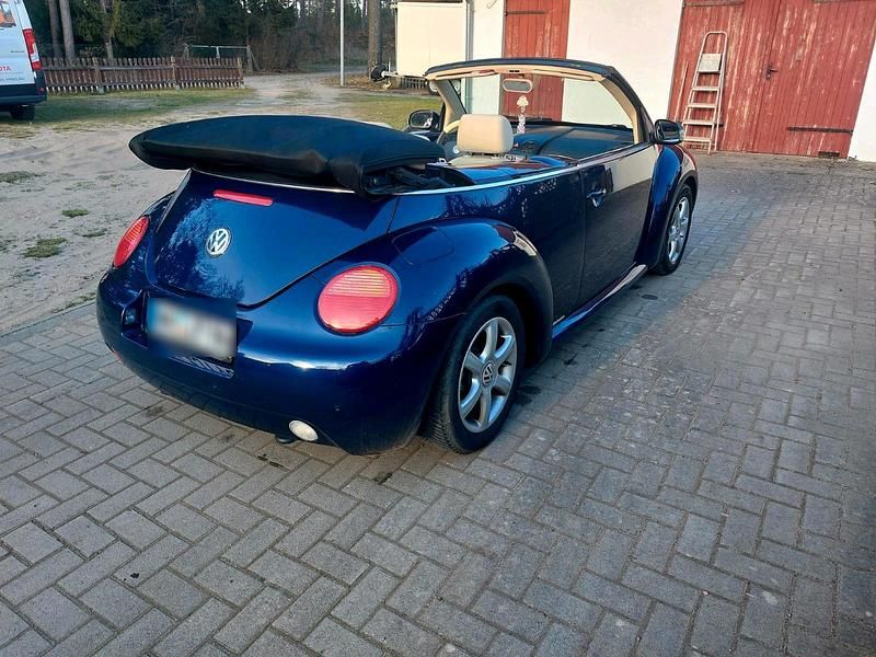 Gebraucht VW New Beetle 75 PS (55 kW) 2004 Blau Kleinwagen