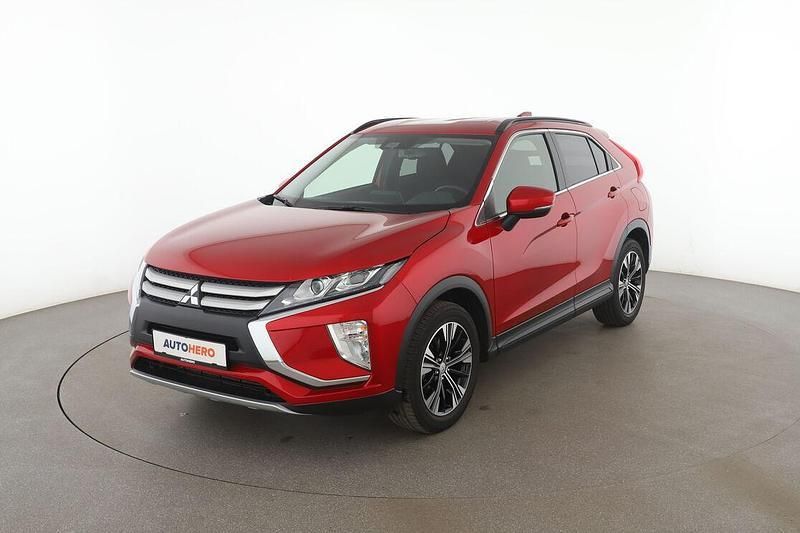 Rot Gebraucht 2019 Mitsubishi Eclipse Cross Diamant Edition SUV | 16.770 € (Guter Preis) - Bild 1/4