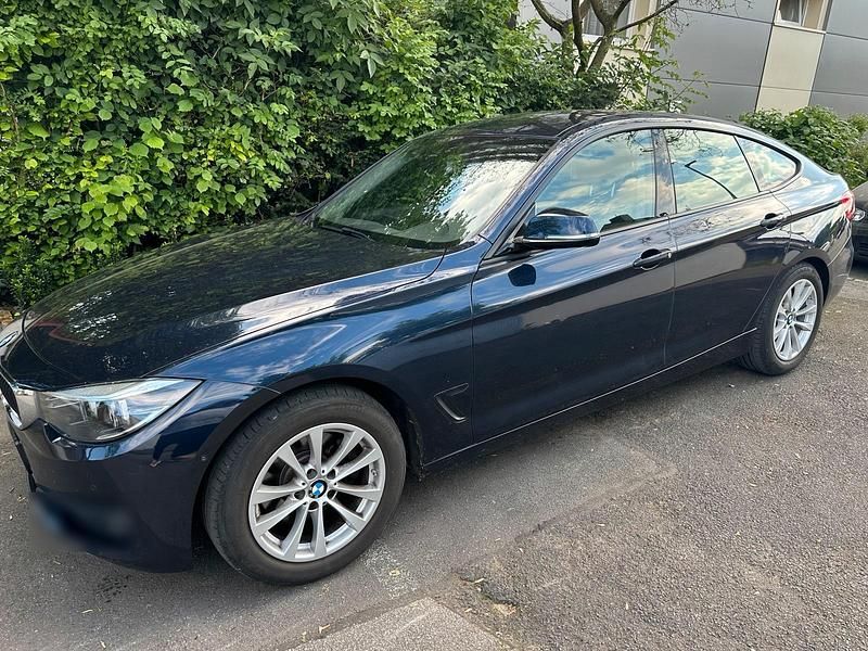 Gebraucht BMW 330 258 PS (189 kW) 2018 Blau Coupé