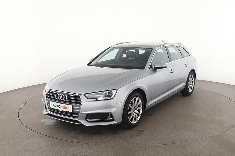 Grau Gebraucht 2019 Audi A4 Sport Kombi | 21.780 € (Fairer Preis) - Bild 1/3